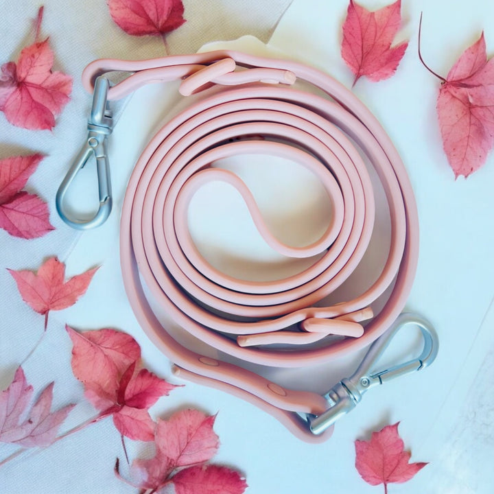 Wipeable dog lead pink